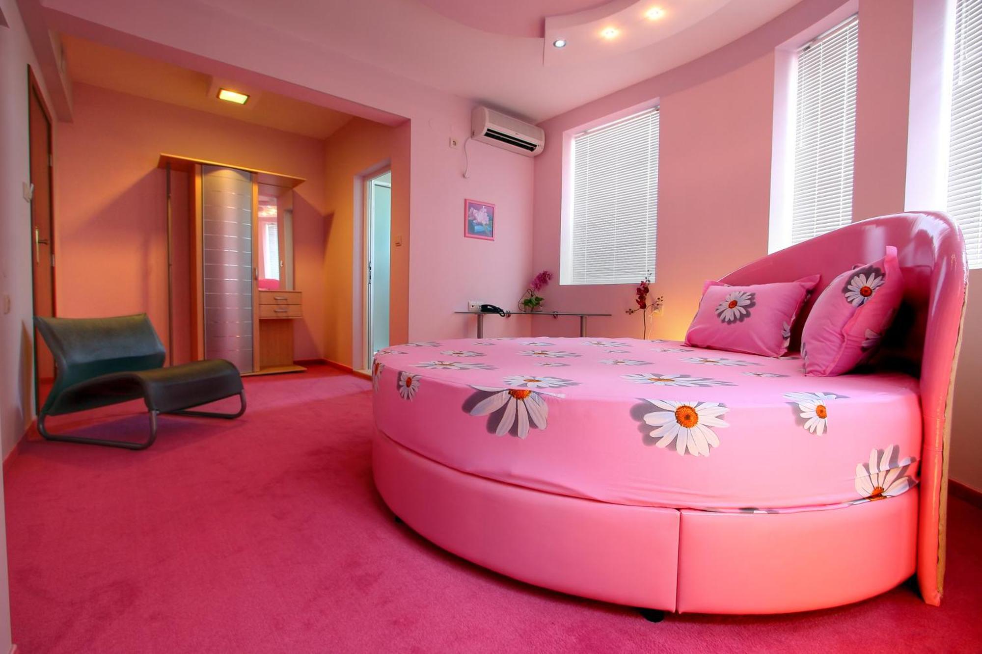 Family Hotel Mania Sztara Zagora Kültér fotó